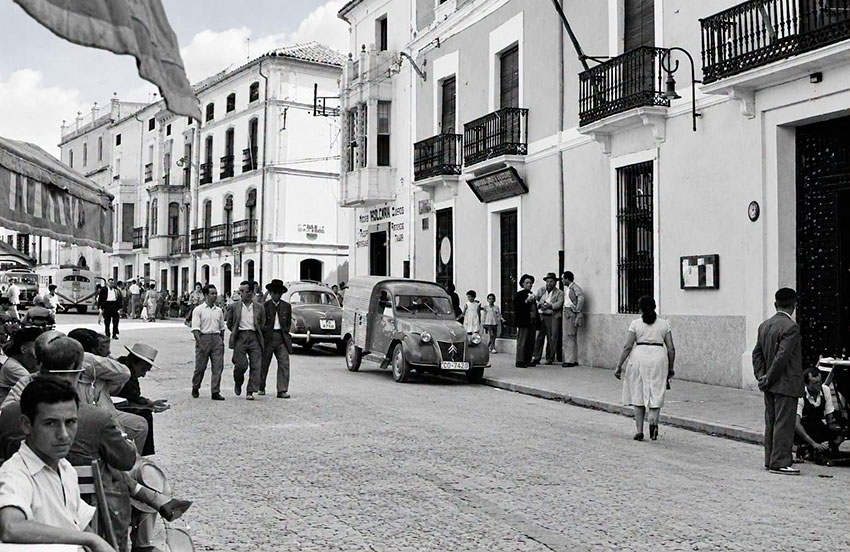 Fotografias de las calles, viales, sendas y puentes de Cabra