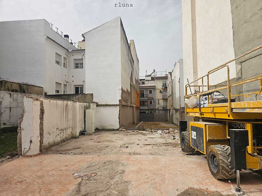 Foto de casas, edificios, viviendas, solares, de Cabra