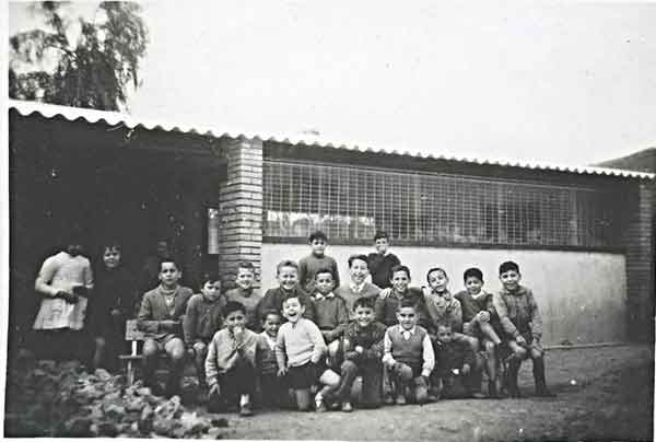 Fotos de centros escolares varios no reglados de Cabra