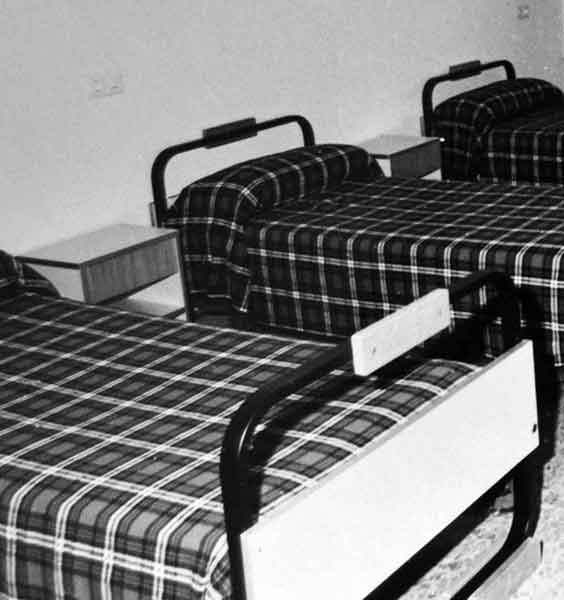 Fotos de centros escolares varios no reglados de Cabra