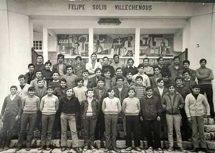 Foto relativa al centro de enseñanza las Escuelas Felipe Solís Villachenous de Cabra de Córdoba
