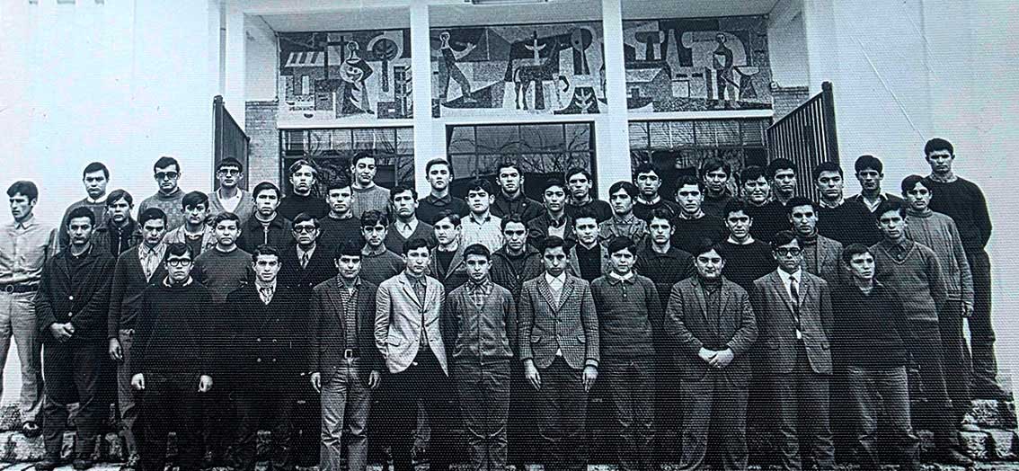 Foto relativa al centro de enseñanza las Escuelas Felipe Solís Villachenous de Cabra de Córdoba