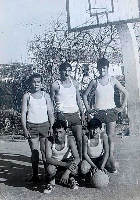 Foto relativa al centro de enseñanza las Escuelas Felipe Solís Villachenous de Cabra de Córdoba