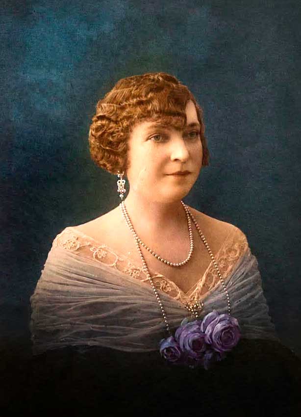 Fotografías de la mujer egabrense