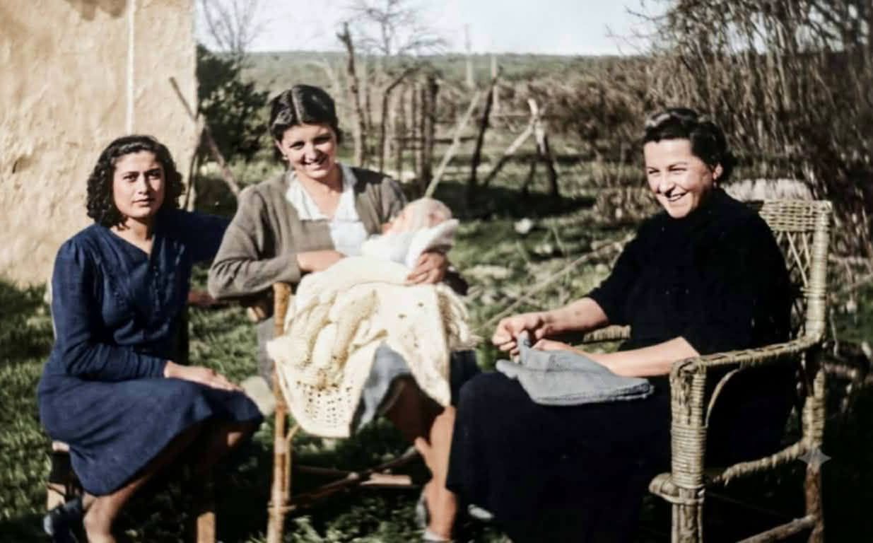 Fotografías de la mujer egabrense