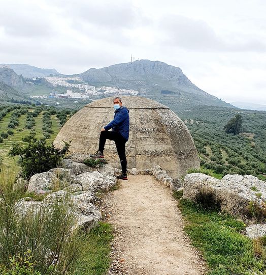 Ruta por la vía verde hasta los búnkeres de Luque