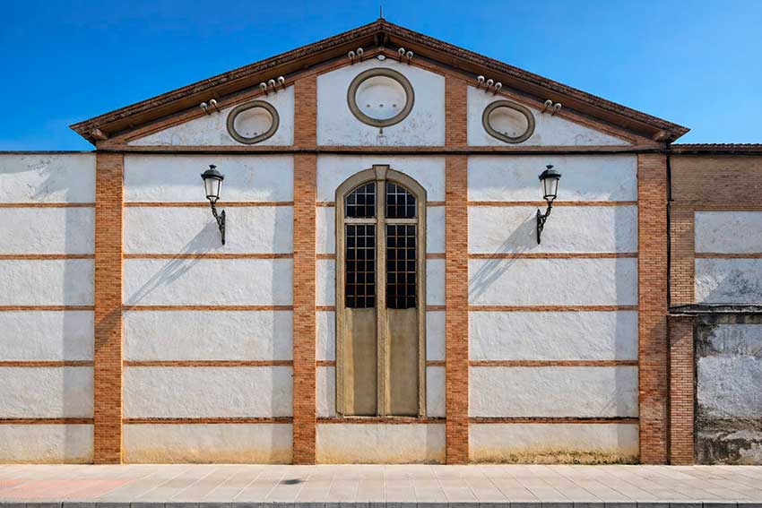 Rafael Luque Gómez y la arquitectura regionalista en Cabra