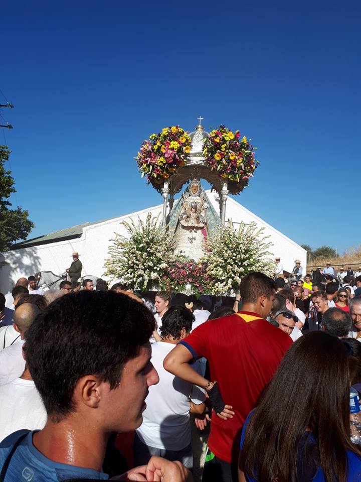 Foto de la subida de la Virgen de la Sierra 7 de octubre 2018