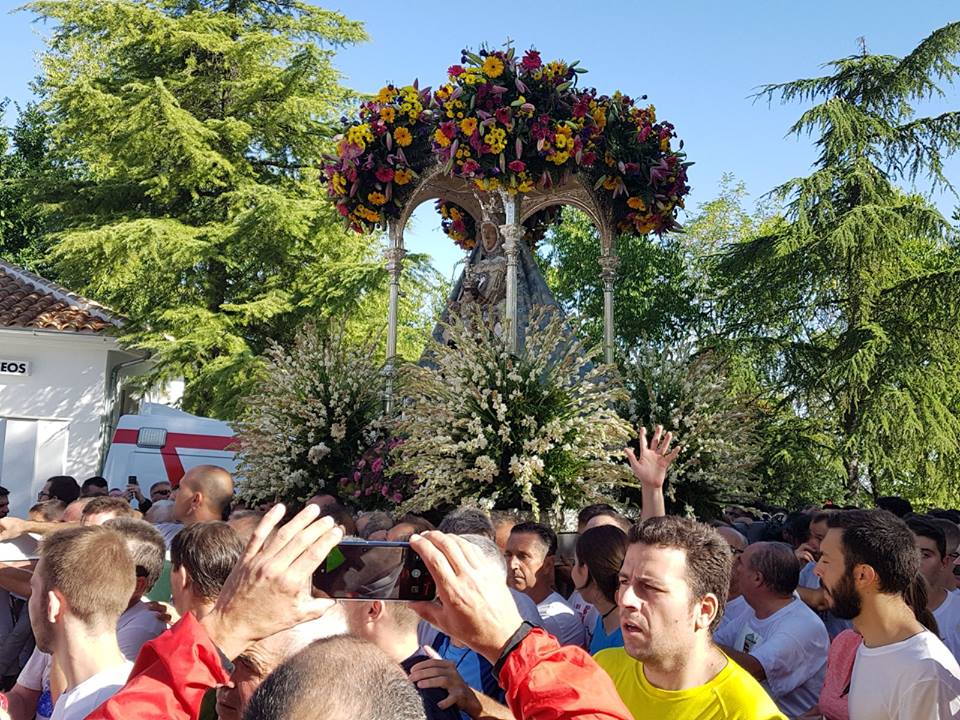 Foto de la subida de la Virgen de la Sierra 7 de octubre 2018