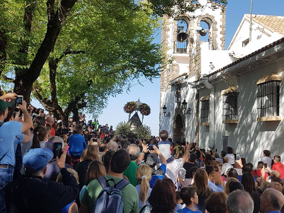 Foto de la subida de la Virgen de la Sierra 7 de octubre 2018