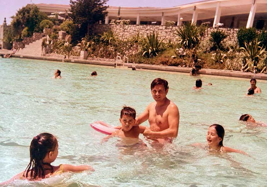 fotografías de las Piscinas  de  Cabra