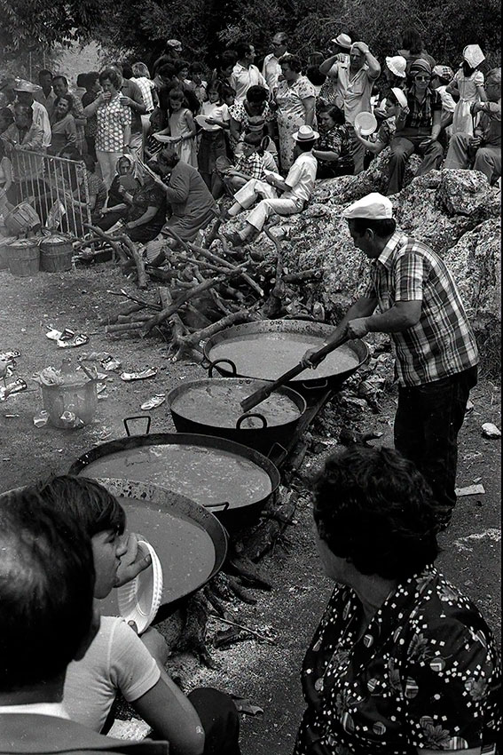 Fotografías relativa a la Virgen de la Sierra